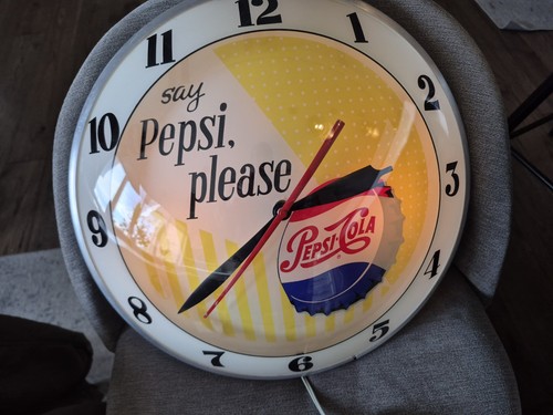 Double bubble pepsi - bubble, clock